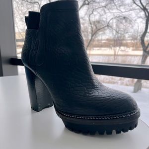 Vince Camuto Black Heeled Boots